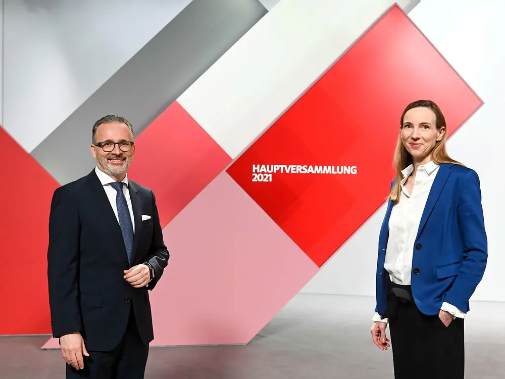 Carsten Knobel, Chairman of the Henkel Management Board, and Dr. Simone Bagel-Trah, Chairwoman of the Supervisory Board and Shareholders' Committee