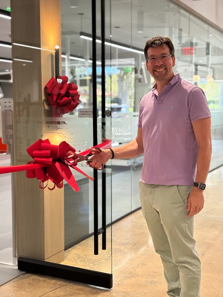 
Mark Dorn, Executive Vice President for Henkel’s Adhesive Technologies business, joined the opening ceremony.