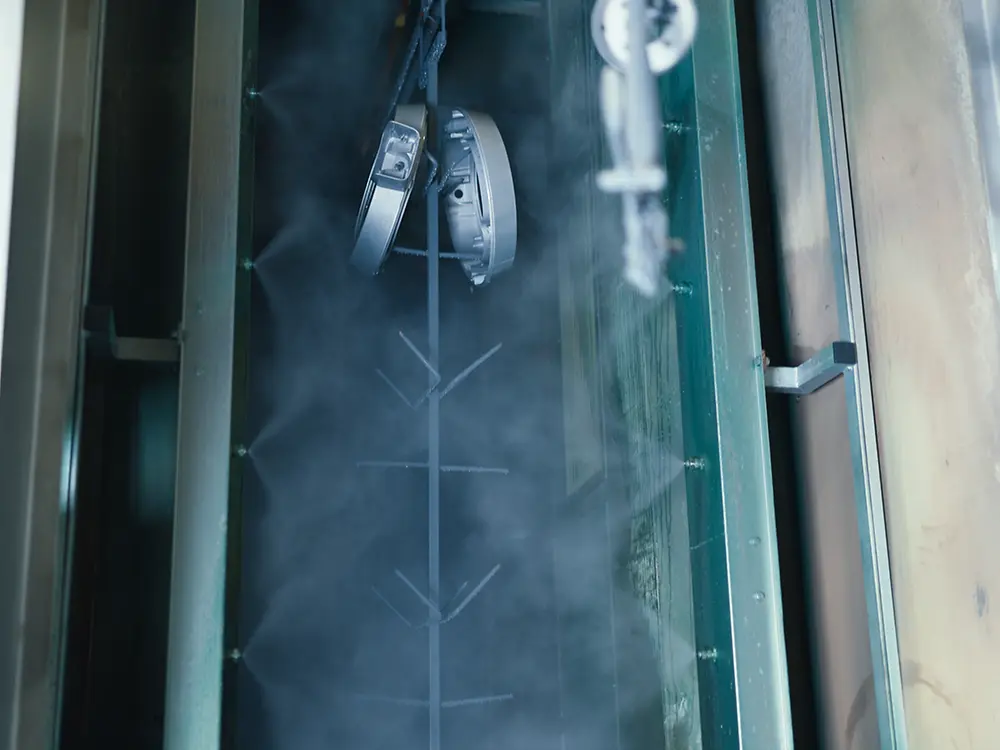 
APNR technology sprays the adhesion promoter directly onto the metal surface at the end of the line, eliminating the need for a subsequent rinse stage. 
