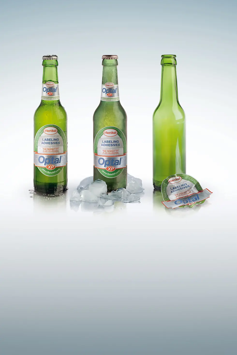 Aquence XP: Etikettierklebstoff hält auf nassem Glas, in Eiswasser und lässt sich bei der Flaschenreinigung wieder entfernen
